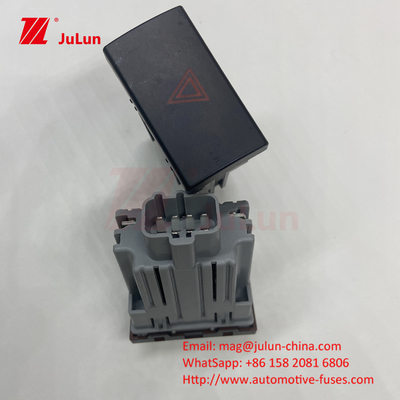 Appuyez sur l'interrupteur de lumière de danger BC45-13A350-BA 12V 24V BMW 61311374220