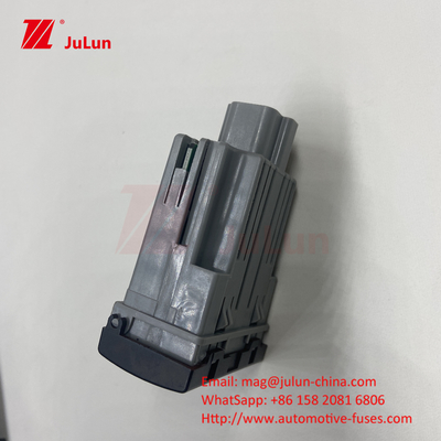 Commutateur de signal de danger d'urgence de faute de véhicule Ford camion BC45-13A350-BA 12V 24V Corolla 07-013
