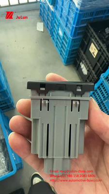 12V 24VFORD Appuyez sur le bouton Commutateur de danger Commutateur de lumière Commutateur de signal de danger Commutateur d'arrêt