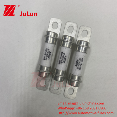 Système de stockage de l'énergie du fusible 500VDC Connexion de boulon à rupture élevée Fuseur rapide 15A 30A 50A Système de conversion de puissance du véhicule électrique