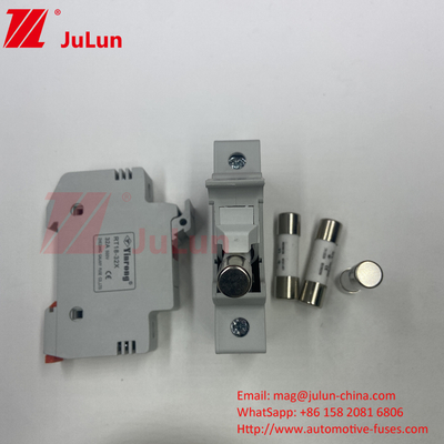 10A-63A Fuseau cylindrique pour la protection du système d'énergie solaire Fuseaux photovoltaïques solaires à courant continu 1000V 6A 10A 15A 20A 25A 30A Haute tension