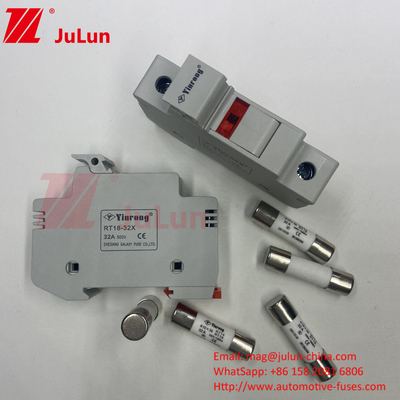 Fuseau solaire haute tension 10A~63A Pour l'onduleur photovoltaïque solaire 500vdc 1000vdc 1500vdc