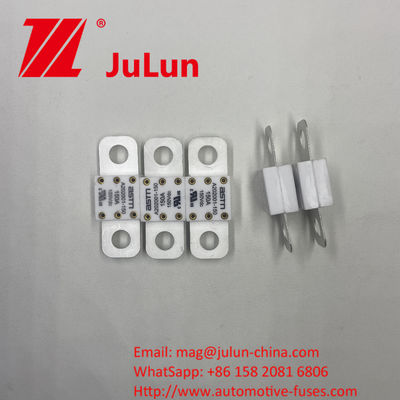 A202001-300A Fuses automobiles en céramique ASTM pour tension 150VDC et distance de trou de 39 mm