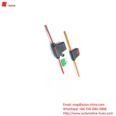 5A-100A Terminals avec un boîtier de contact en cuivre avec des fusibles automobiles PA / porte-fusibles dans les camions à énergie nouvelle