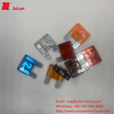 Électronique automobile lames de voiture fusibles 50A 32V