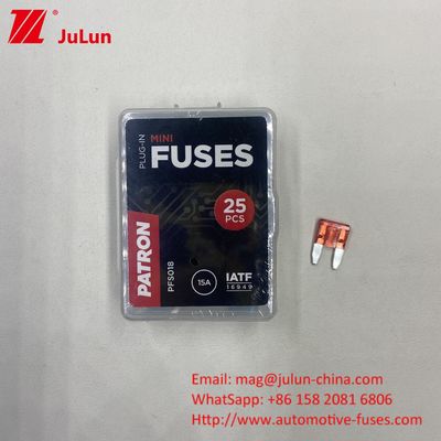 Fuseaux à lame 32V 15A durables pour les camions à rampe hors route