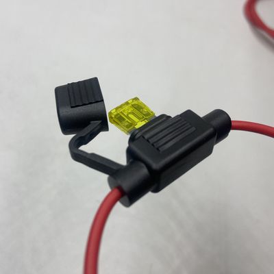 Boîte à fusibles à lame en ligne étanche UL Standard/Medium Plug in Car Fuse Holder avec 22awg 20awg 18awg 16awg 14awg 12awg 10awg