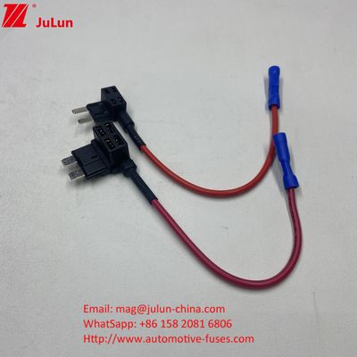 Fabrique de robinets de fusibles à lame standard en gros Avec un support de fusibles de voiture standard 32V 1A-40A