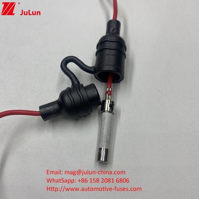 10*38mm Fuses cylindriques imperméables à l'eau IP68 Couverture de porte-fuse en ligne avec fil UL pour