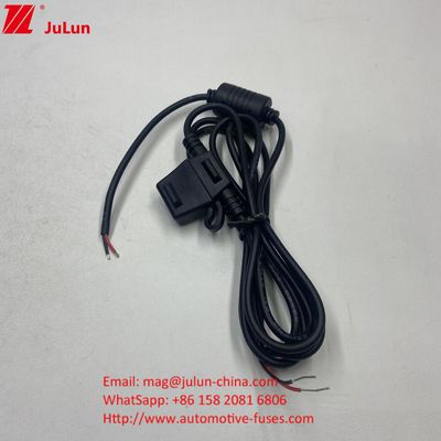 Sortie de l'usine Maxi/mega Car smd Porteur de fusible 8AWG/10AWG porteuse de fusible à l'intérieur à lame étanche à l'eau résistant au vent et à la poussière