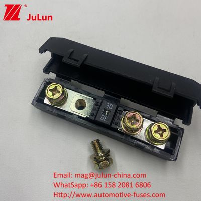 Production Porteur de fusible de voiture 3099022 Auto Carrosserie Chassis Parties moteur en gros Assemblage de fusible pour Brilliance H320