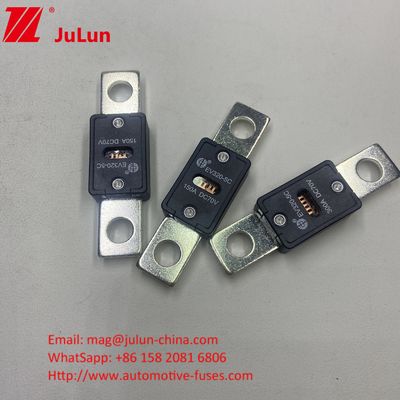 Distance de trou de 51 mm EV320-5X 125A 70VDC Fuses automobiles en céramique avec certification GB/T31465.5-2015 et tension nominale 70VDC