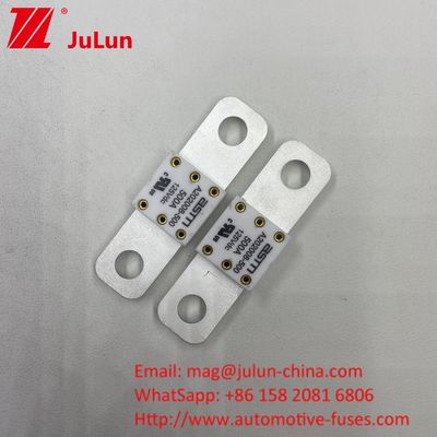 Courte protection de circuit 500A 125VDC Battey Fuse Petite taille Distance nominale de courant élevé entre 2 trous 50,8 mm