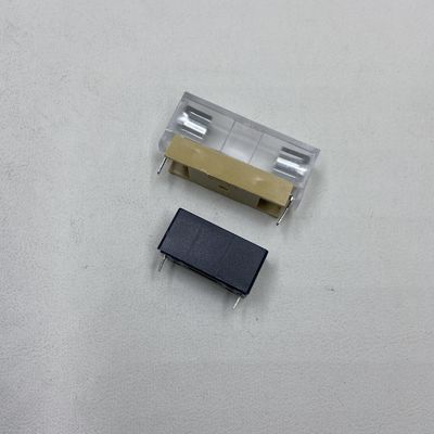 6*30mm 5*20mm Panneau monté Noir 25A 250V Porteur de fusible en verre