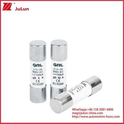15A 1000VDC Fuse Link Solar GPV DC Fuse 10*38mm 32A Rating pour la protection électrique dans les systèmes photovoltaïques pour une utilisation avec le boîtier de fusible