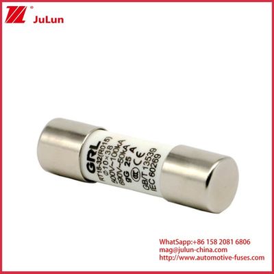 15A 1000VDC Fuse Link Solar GPV DC Fuse 10*38mm 32A Rating pour la protection électrique dans les systèmes photovoltaïques pour une utilisation avec le boîtier de fusible