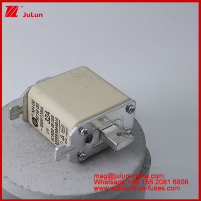 NH00 RT16-00 16A 500V 120KA Ceramique Anl Fuse Automobile Boult Stud Monté Pour le VE / HEV