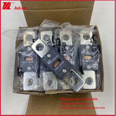 100A DC70V Fuseau de véhicule électrique de pointe EV320-5C 5X 150A 300A DC70V Chargement rapide avec matériau de carrosserie en céramique et courant de rupture maximal de 6KA