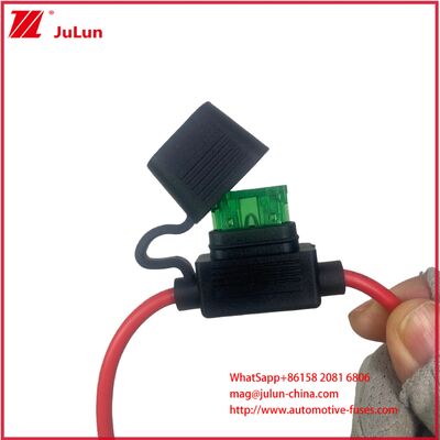 Mini-Blade Fuse Cutout Fuse Holder 30A 32V Harness fil Fuse Holder tension nominale conçue pour fournir une protection sûre et des fusibles dans les circuits électriques