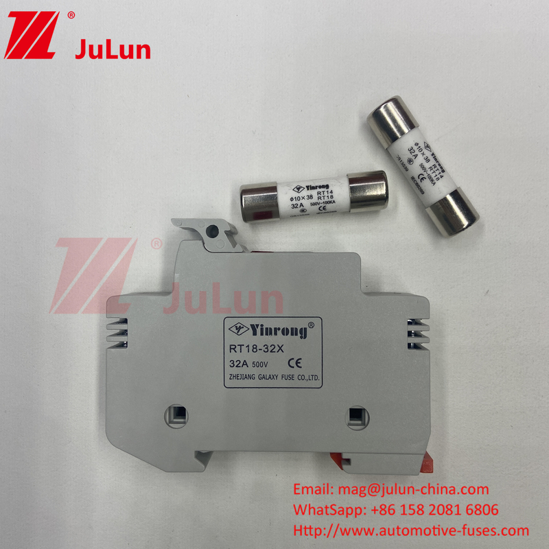 PV-30 CE TUV 10*38mm Dc 6A,8A,10A,12A,15A,20A,25A,32A PV solaire Dc 1000V Fuse avec fusible pour la protection des modules photovoltaïques solaires