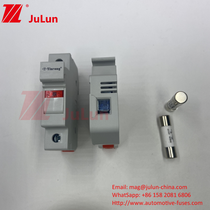 Étiquette IEC60269.6 Standard 1000VDC Fuseau solaire haute tension Porteur de fusible solaire marine avec fusible