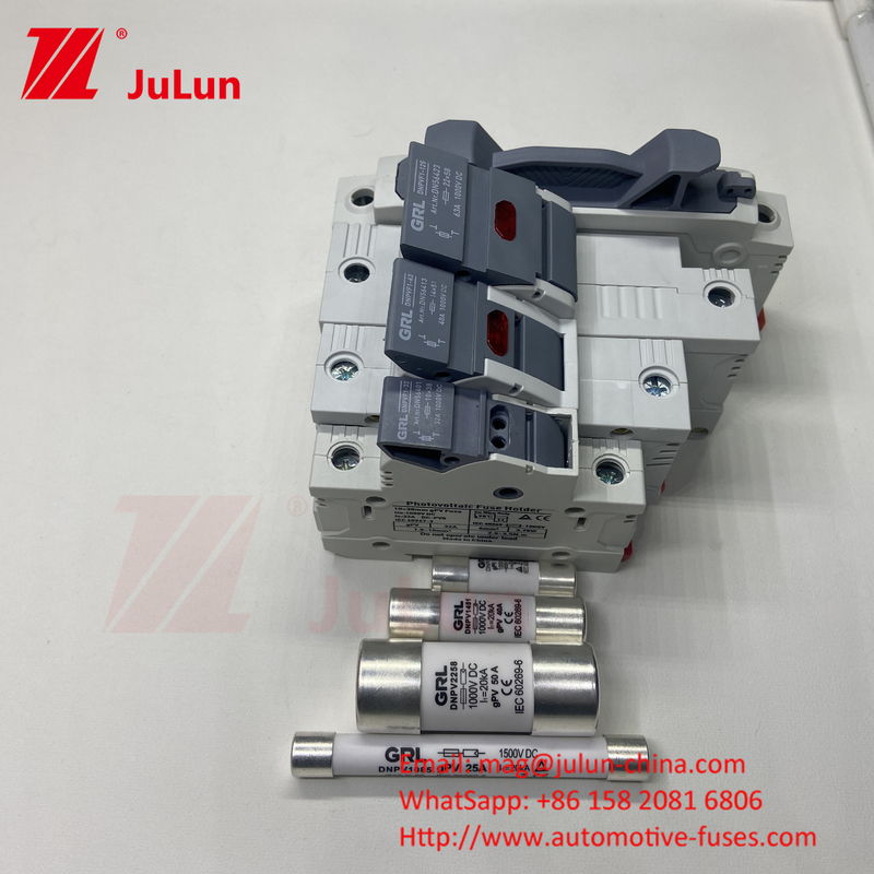 10*38mm gPV 1000VDC 32A FUSE Din Guide Porteur de fusible pour une installation facile et sûre