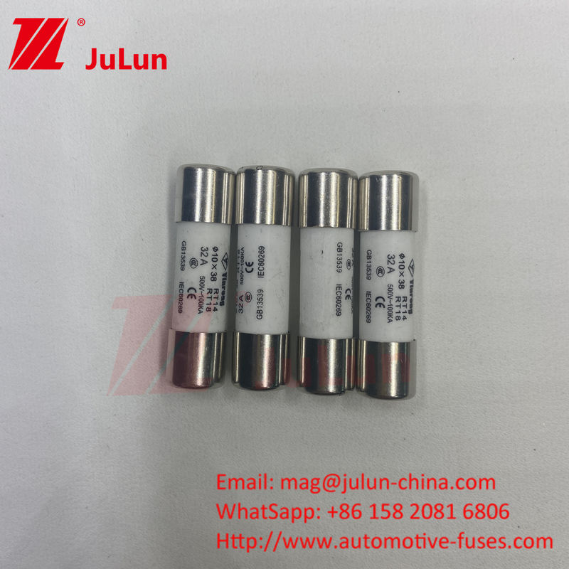2A AC220V / AC380V / AC500V / AC690V / AC800V Système photovoltaïque Fuses thermiques pour la protection contre les rayons solaires