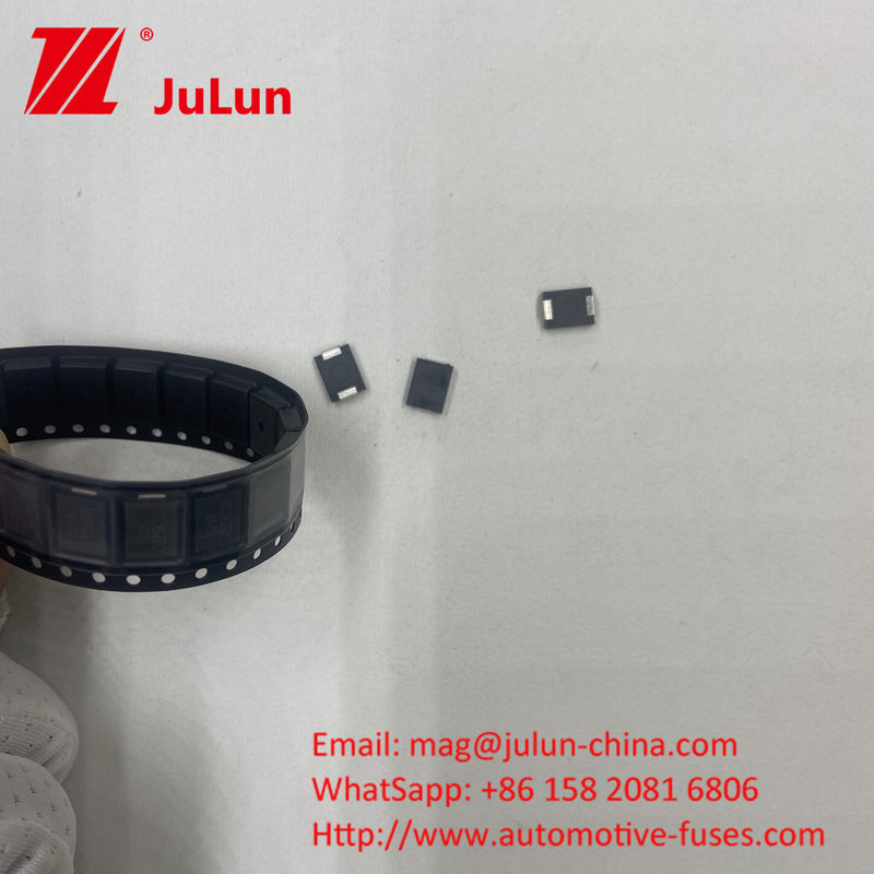 MOV SMD 3325 7D471 Économie d'espace
