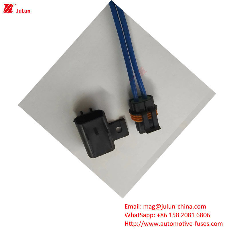 Équipement de boulonnage Réinitialiser manuellement le commutateur d'air Porteur de fusible électrique automobile Plastique / boîtier en nylon 32V