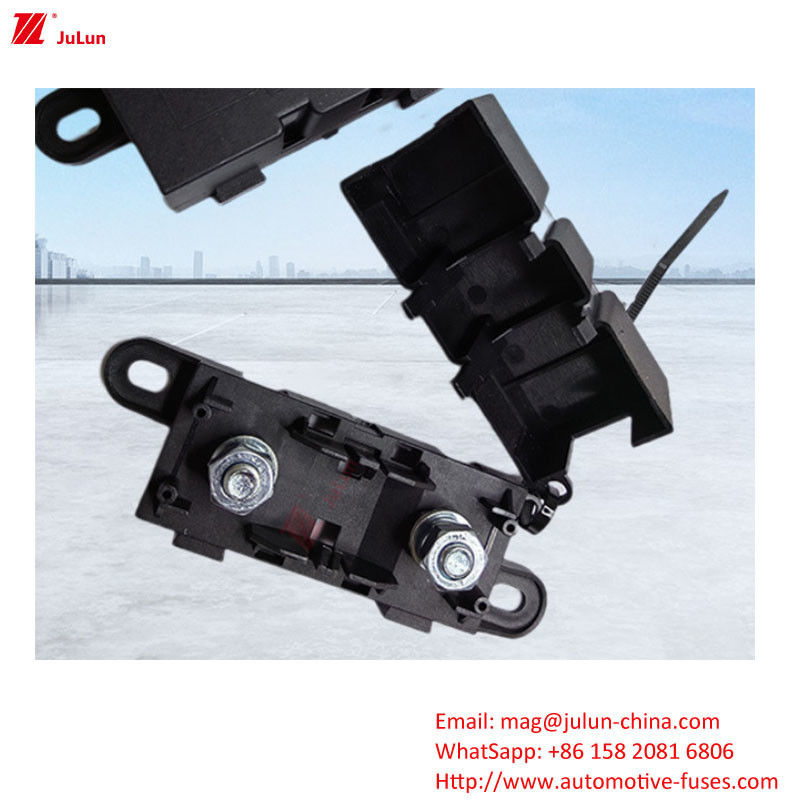Type de connecteur ANM Porteur de fusible automobile modifié avec trou de montage Multi-canal Boîte de fusible moyenne et grande Voltage nominal 32V-80V