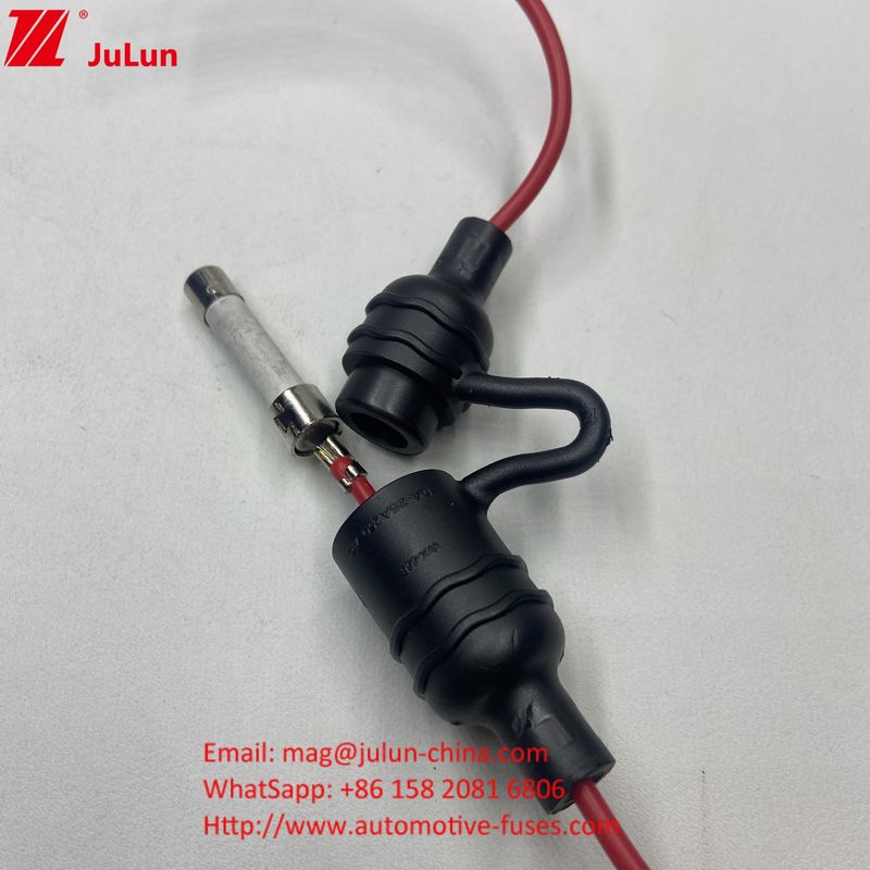 Lumière de rue fusible haute performance Vente à chaud IP67 étanche à l'eau et à la poussière 6X30mm Porteur de fusible en ligne 3 composants