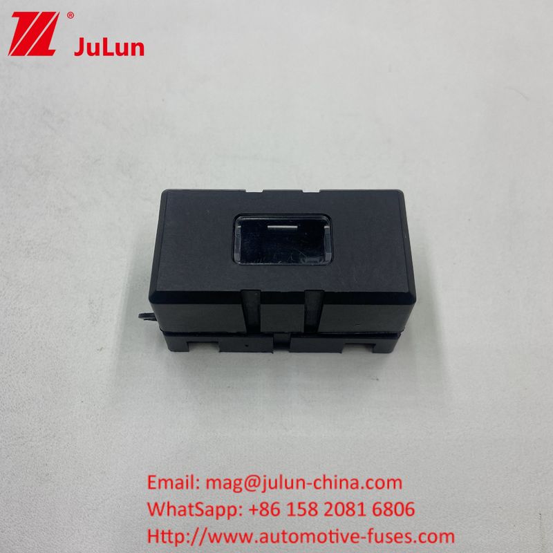 Détecteur de fusibles pour voiture avec fusibles branchés Voltage max 32VDC 58VDC 72VDC
