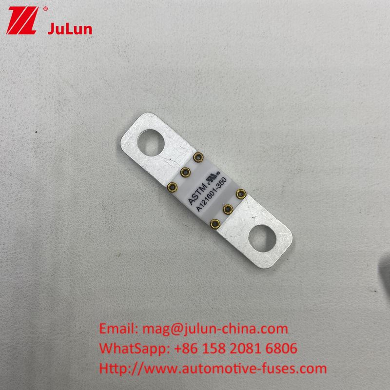 Méthode de montage à vis 200A 125VDC Fuseaux céramiques de véhicule à courant élevé pour la protection contre le court-circuit