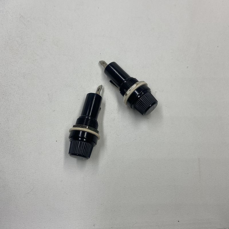 Porteur de fusible en verre 10A 250VDC avec fusible tubulaire de 6x30 mm pour salle électrique mécanique et électrique