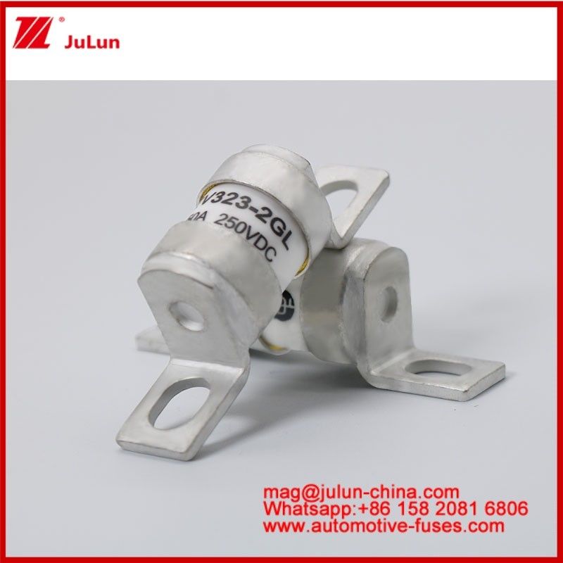 EV323-2GL 50A DC250VDC Fuseau en céramique tubulaire Structure boulonnée à courant résistant aux vibrations Choc mécanique EV ou HEV Taille compacte Véhicule électrique à haute puissance