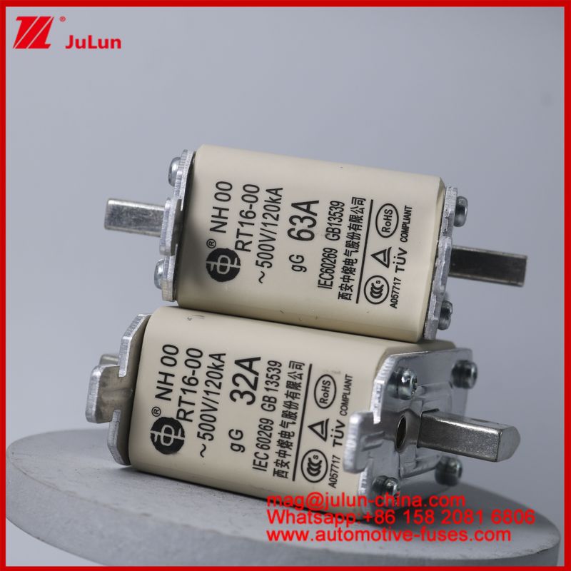 NH00 RT16-00 16A 500V 120KA Ceramique Anl Fuse Automobile Boult Stud Monté Pour le VE / HEV