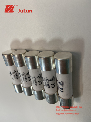 C.C solaire en céramique 1500VDC réservé d'intérieur 14x51mm du fusible 10A 10kA d'en cuivre de picovolte