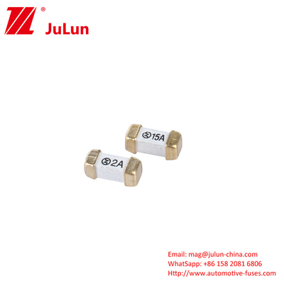 Les circuits électroniques SMD sont équipés de fusibles de 6,1*2,5*2,5 mm SET1200
