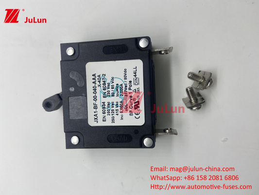 Réglage du changement de vitre 15A Protecteur de disjoncteur audio AC DC AC Disjoncteur maritime pour véhicules