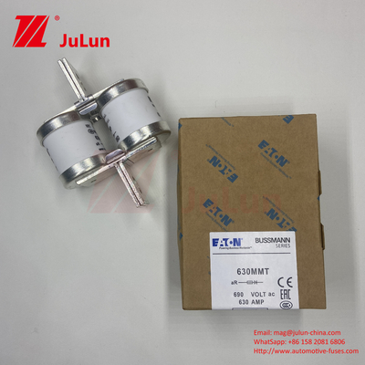 690V Fuses automobiles en cuivre céramique M6 M8 Installation pour la protection contre le courant électrique