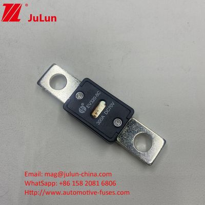 Protection DC EV HEV Fuseau de véhicule électrique pour la distance de trou automobile 51 mm EV