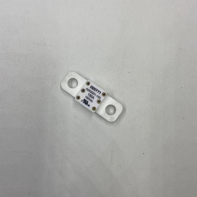 150A 150VDC Conversion de puissance Fuses automobiles en céramique Haute capacité de rupture 16KA 20KA avec couple serré recommandé 11-13N·m Pour M8