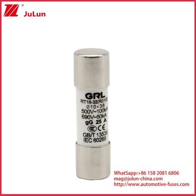 15A 1000VDC Fuse Link Solar GPV DC Fuse 10*38mm 32A Rating pour la protection électrique dans les systèmes photovoltaïques pour une utilisation avec le boîtier de fusible