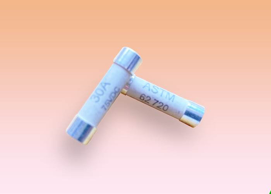 Fusibles en céramique à retard de temps à forte intensité de tube de 63V 6x25mm UL248-1/UL248-14